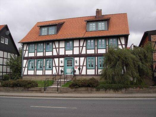 Wohnung zur Miete 625 € 3 Zimmer 95 m² 1. Geschoss frei ab 01.05.2026 Hauptstr. 37 Othfresen Liebenburg 38704