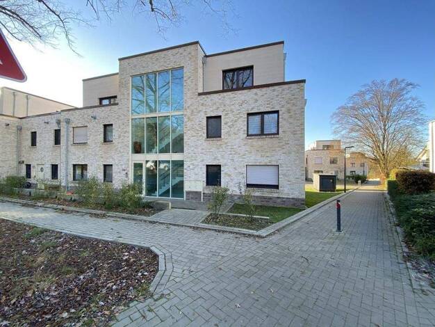 Wohnung zur Miete 1.100 € 3 Zimmer 83 m² frei ab sofort Haste Osnabrück 49090