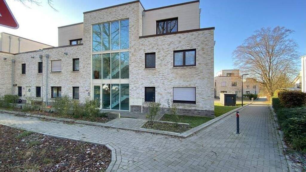 Wohnung zur Miete 1.120 € 3 Zimmer 83 m² frei ab sofort Haste Osnabrück 49090