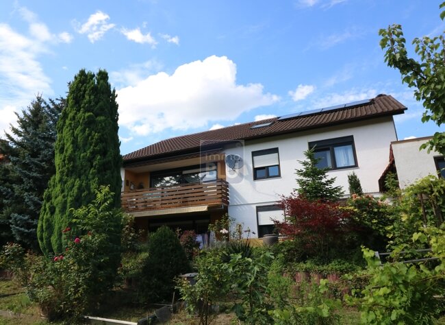 Mehrfamilienhaus zum Kauf 739.000 € 10 Zimmer 265 m²<br/>Wohnfläche 923 m²<br/>Grundstück Weingarten 76356