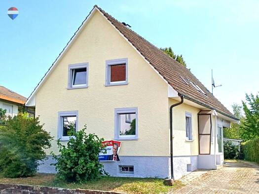 Einfamilienhaus zum Kauf 495.000 € 7 Zimmer 166,8 m² 1.768 m² Grundstück Hägelberg Steinen 79585