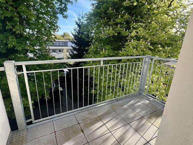 Wohnung zur Miete 1.100 € 4 Zimmer 106 m² 2. Geschoss frei ab 01.09.2026 Stötteritzer Landstraße 30 Holzhausen Südost 04288