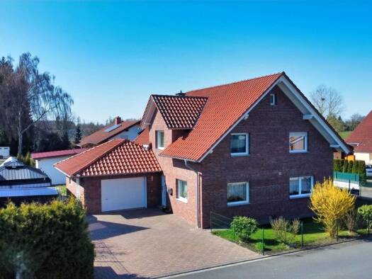 Einfamilienhaus zum Kauf 310.000 € 8 Zimmer 125,8 m² 536 m² Grundstück frei ab 01.01.2027 Gieleroth 57610