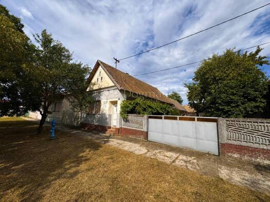 Einfamilienhaus zum Kauf 45.000 € 4 Zimmer 123 m² Brođanci, Bizovac Bizovac 31222