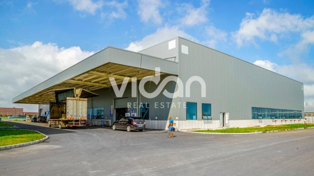 Lagerhalle zur Miete 7.392 m² Lagerfläche teilbar ab 2.430 m² Rünthe Bergkamen 59192