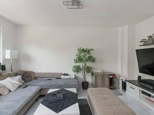 Wohnung zur Miete 630 € 2 Zimmer 63 m² Geschoss 1/3 frei ab 01.09.2026 Lindenhof West 28237