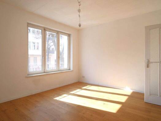 Wohnung zum Kauf 145.000 € 1 Zimmer 30 m² Atzpodienstraße 37 A Lichtenberg Lichtenberg 10365
