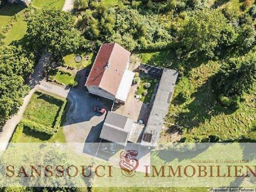 Mehrfamilienhaus zum Kauf 299.000 € 13 Zimmer 300 m² 10.583 m² Grundstück Kyritz 16866