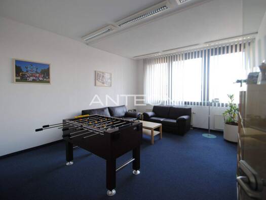 Bürofläche zur Miete 10,50 € 1.133,4 m² Bürofläche teilbar ab 1.133,4 m² Hellersbergstraße 11 Hammfeld Neuss 41460