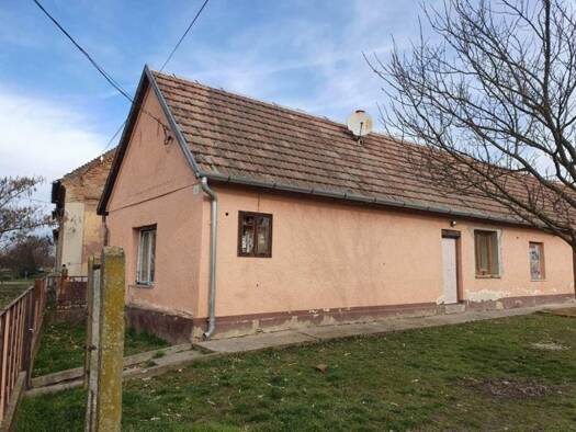 Einfamilienhaus zum Kauf 96.750 € 3 Zimmer 115 m² 2.500 m² Grundstück Rozsafa 7914