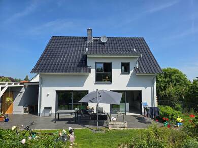 Einfamilienhaus zum Kauf 340.000 € 5 Zimmer 149 m² 669 m² Grundstück Wiegleben Bad Langensalza 99947