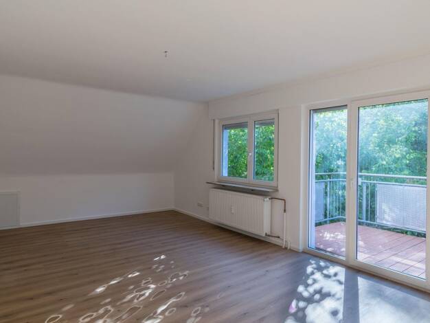 Einfamilienhaus zur Miete 1.825 € 8 Zimmer 200 m² 340 m² Grundstück frei ab 01.10.2026 Buchwaldstraße 1 Sprendlingen Dreieich 63303