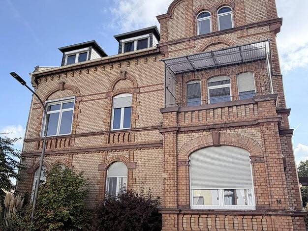 Wohnung zur Miete 1.400 € 4 Zimmer 102 m² 1. Geschoss Alfred-Delp-Straße 16 Hanau Hanau 63450