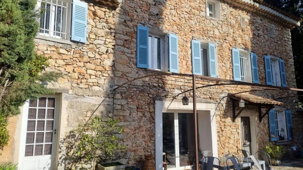 Einfamilienhaus zum Kauf 890.000 € 10 Zimmer 280 m² 4.600 m² Grundstück Nord LORGUES 83510