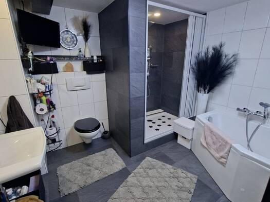 Wohnung zur Miete 1.652 € 5 Zimmer 118 m² Geschoss 1/1 frei ab sofort Kleine Oberstraße 2 Kloppenheim Kloppenheim 65207