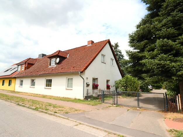 Doppelhaushälfte zum Kauf provisionsfrei 120.000 € 1 Zimmer 195 m² 2.912 m² Grundstück Satow Hütte Satow Hütte Fünfseen 17213