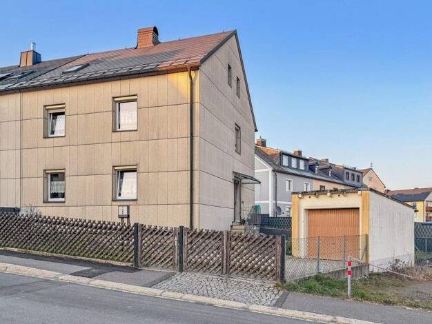 Doppelhaushälfte zum Kauf 118.000 € 5 Zimmer 100,9 m² 360 m² Grundstück Helmbrechts Helmbrechts 95233