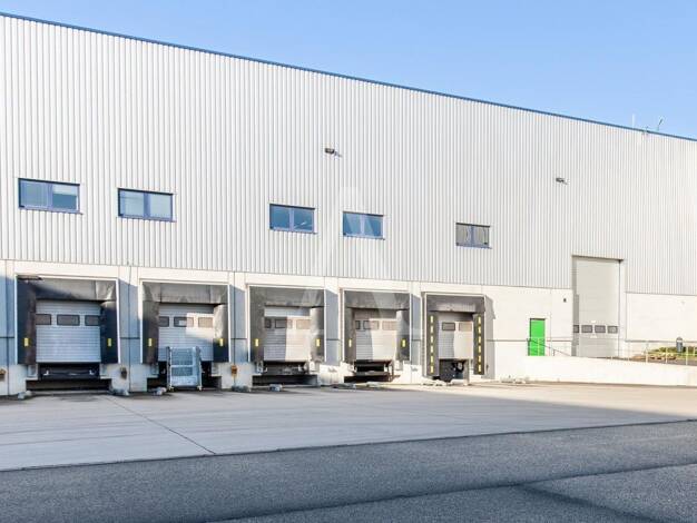 Halle/Industriefläche zur Miete provisionsfrei 10.000 m² Lagerfläche teilbar ab 10.731 m² Hafen Düsseldorf 40221