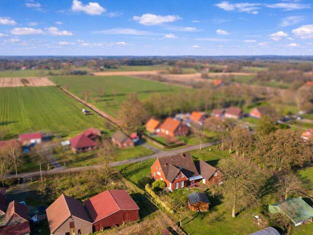 Einfamilienhaus zum Kauf 529.900 € 6 Zimmer 186,9 m² 18.528 m² Grundstück Upende Südbrookmerland 26624