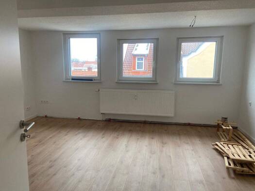 Studio zur Miete 760 € 2 Zimmer 72,1 m² 3. Geschoss frei ab 01.03.2026 Arnstadt 99310