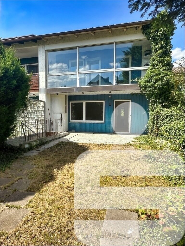 Reihenmittelhaus zum Kauf 314.000 € 4,5 Zimmer 101,7 m²<br/>Wohnfläche 281 m²<br/>Grundstück ab sofort<br/>Verfügbarkeit Heining Passau 94036