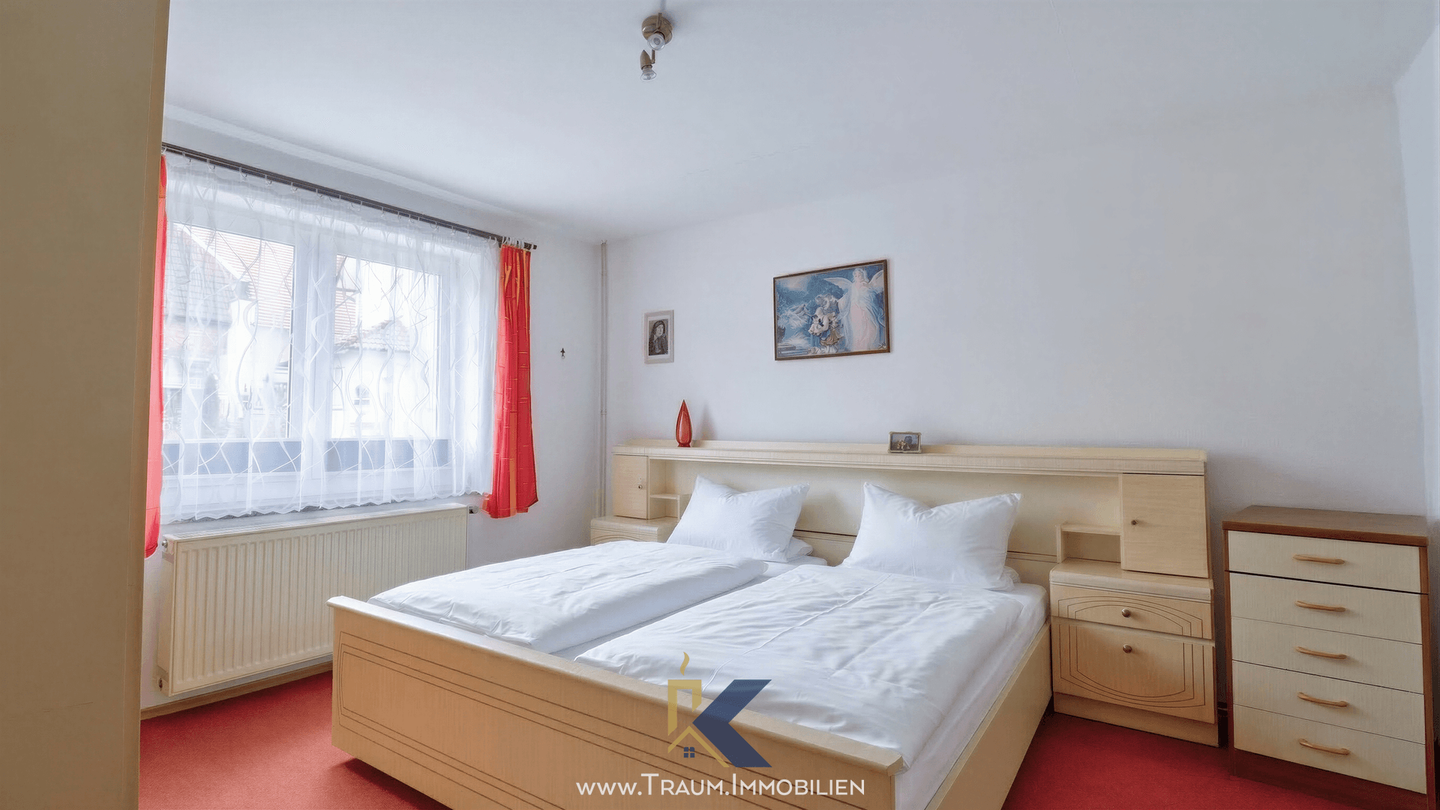 Immobilie in Südeichsfeld - Charmantes Einfamilienhaus mit viel Platz und vielseitigen Nutzungsmöglichkeiten in Heyerode - Bild 3