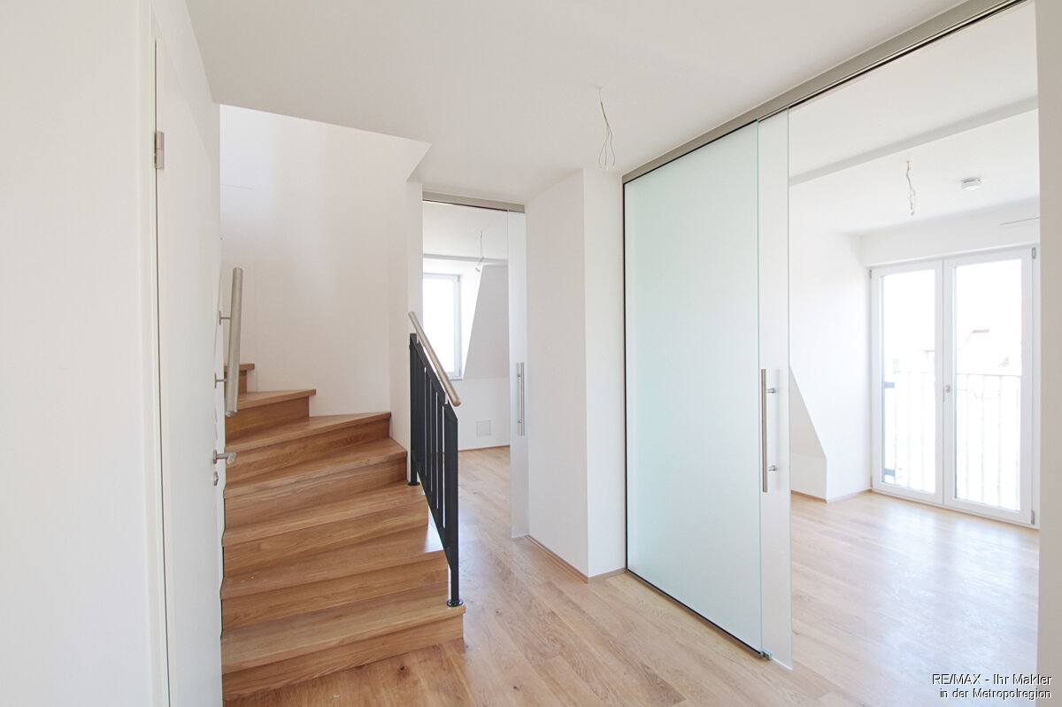 Maisonette zur Miete 1.240 € 4 Zimmer 106 m²<br/>Wohnfläche 5.<br/>Geschoss St. Leonhard Nürnberg 90439