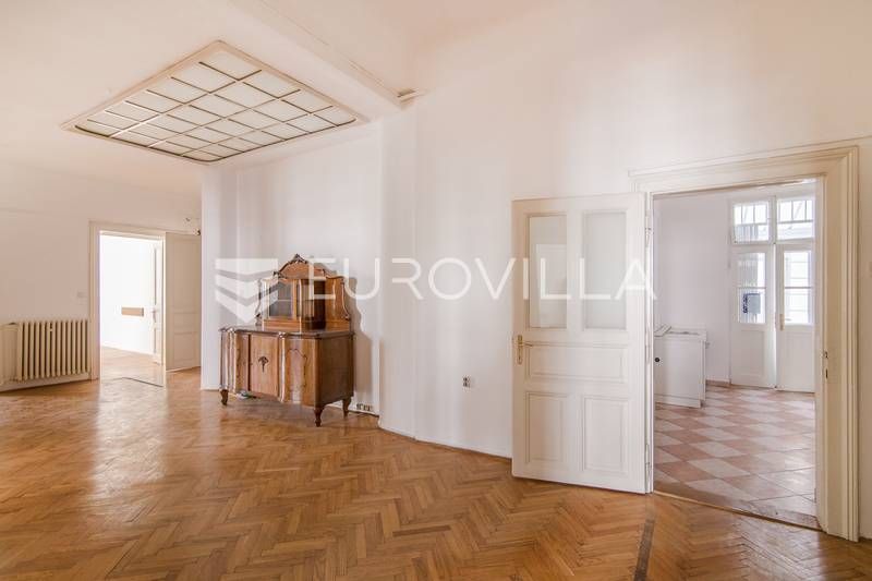 Wohnung zum Kauf 740.000 € 5 Zimmer 250 m²<br/>Wohnfläche 1.<br/>Geschoss Petrinjska Donji grad 10000