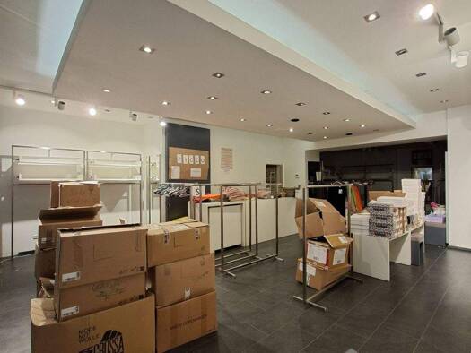 Laden zur Miete 3.900 € 1 Zimmer 125 m² Verkaufsfläche Innenstadt Aschaffenburg 63739