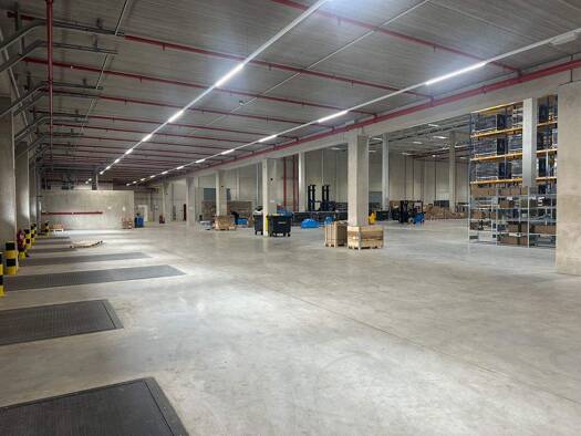 Lagerhalle zur Miete provisionsfrei 12.000 m² Lagerfläche teilbar ab 6.000 m² Tiefenbroich Ratingen 40880