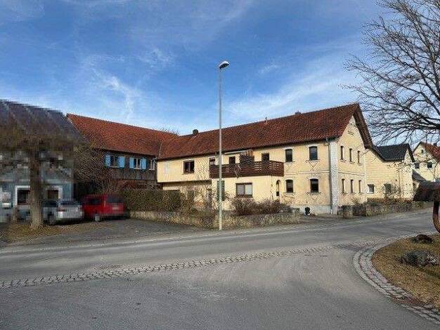Mehrfamilienhaus zum Kauf 459.000 € 9 Zimmer Azendorf Kasendorf 95359