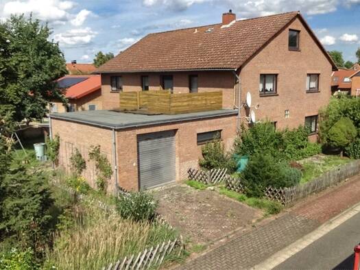Haus zum Kauf 337.000 € 8 Zimmer 250 m² 848 m² Grundstück Dollbergen Uetze 31311