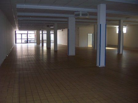 Laden zur Miete 1.500 € 376 m²<br/>Verkaufsfläche Schwalbach Schwalbach 66773