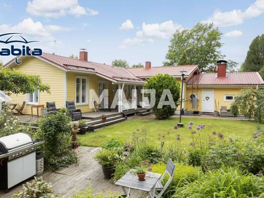 Einfamilienhaus zum Kauf 279.000 € 4 Zimmer 139 m² 1.161 m² Grundstück Erämiehenkatu 3 Porvoo 06100