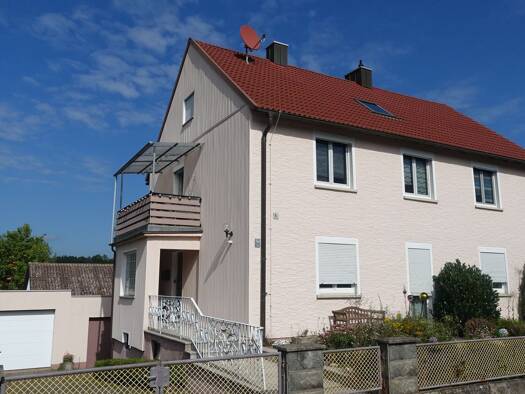 Mehrfamilienhaus zum Kauf 489.000 € 5 Zimmer 150 m² 902 m² Grundstück frei ab sofort Oberreichenbach 91097