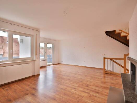 Doppelhaushälfte zum Kauf 595.000 € 6,5 Zimmer 160 m² 302 m² Grundstück Weissach 71287