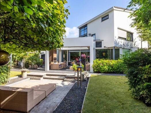 Villa zum Kauf 1.850.000 € 10 Zimmer 393 m² 585 m² Grundstück houttuinen-zuid 22 apeldoorn 7325 RK