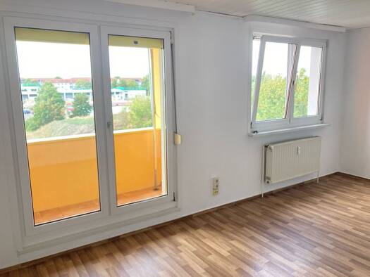 Wohnung zur Miete 325 € 3 Zimmer 57 m² 3. Geschoss Krondorfer Straße 121 Wolfen Bitterfeld-Wolfen 06766