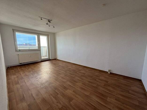Wohnung zur Miete 403 € 3 Zimmer 67,1 m² 10. Geschoss Victor-Jara-Straße 13 Neustädter See Magdeburg 39126