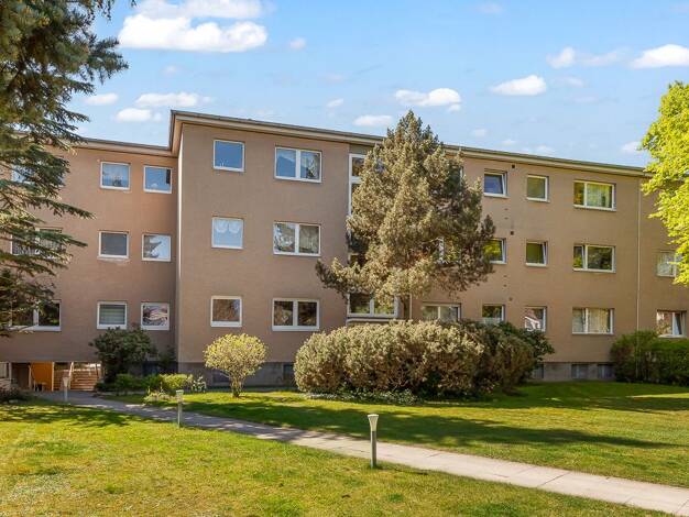 Wohnung zum Kauf 245.000 € 2 Zimmer 61,5 m² Spandau Spandau 13583