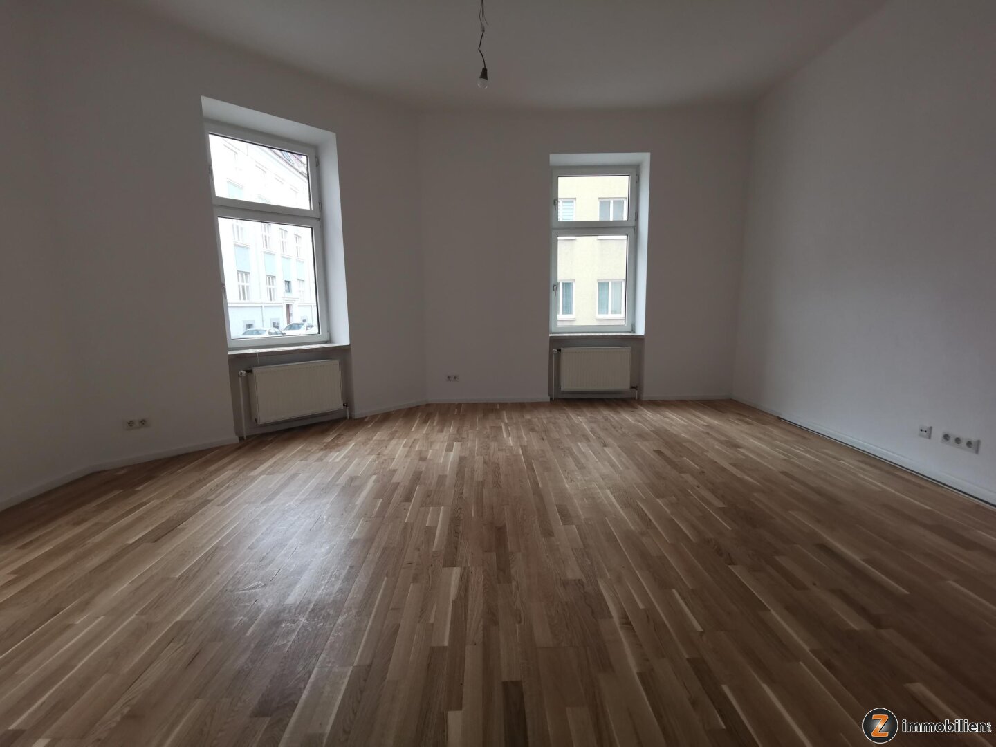 Wohnung zur Miete 1.299 € 4 Zimmer 123 m²<br/>Wohnfläche 1.<br/>Geschoss ab sofort<br/>Verfügbarkeit Wiener Neustadt 2700