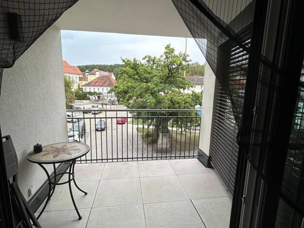 Wohnung zur Miete 660 € 2 Zimmer 59,2 m² 2. Geschoss frei ab 01.10.2026 Marktplatz 6 Metten Metten 94526