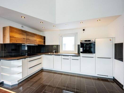 Wohnung zur Miete 1.040 € 3 Zimmer 114 m² 2. Geschoss Mühlenweg 58 Barmen Wuppertal 42275