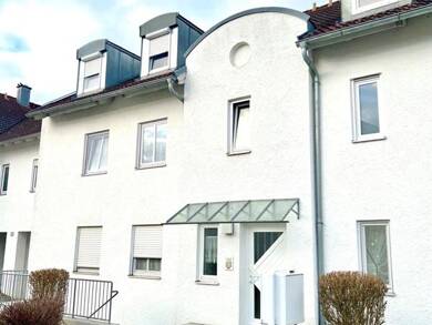 Wohnung zur Miete 805 € 3 Zimmer 70 m² Dachgeschoss, 2. Geschoss frei ab 01.08.2025 Mühldorf Mühldorf am Inn 84453
