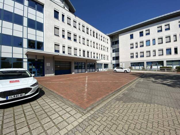 Bürofläche zur Miete 10 € 803 m² Bürofläche teilbar ab 217 m² Gartenstadt Westliches Ringgebiet 38122