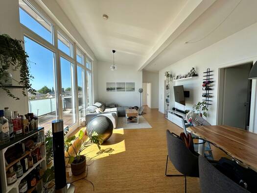 Wohnung zur Miete 1.200 € 3 Zimmer 89,2 m² 3. Geschoss frei ab 01.11.2026 Sickingenstraße 5 Biebrich Biebrich 65187