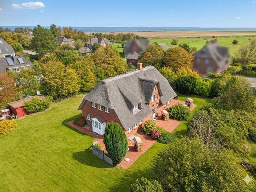 Mehrfamilienhaus zum Kauf 1.200.000 € 12 Zimmer 183 m² 2.151 m² Grundstück Süddorf 25946