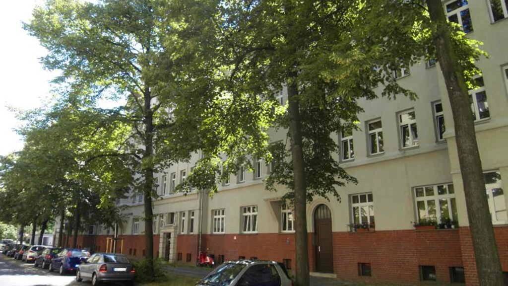 Wohnung zur Miete 568 € 3 Zimmer 65,6 m² frei ab 02.05.2026 Hofer Str. 53 Reudnitz-Thonberg Leipzig 04317