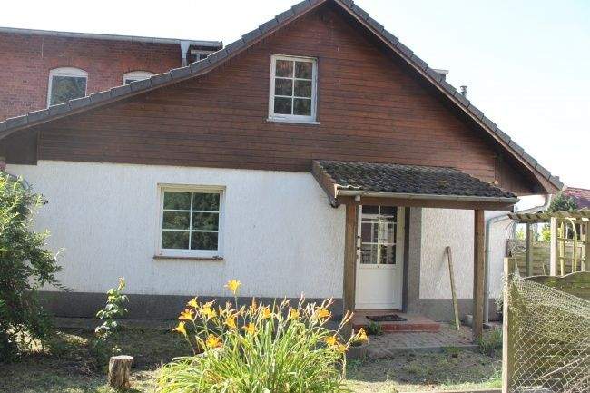 Immobilie in Groß Mohrdorf - Teilsaniertes  Einfamilienhaus mit Nebengelass und Grundstück in Groß Mohrdorf zu verkaufen - Bild 2