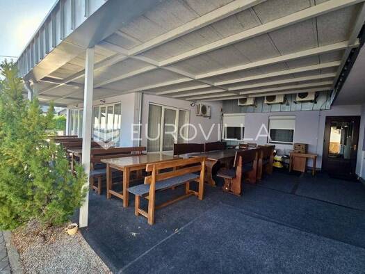 Einfamilienhaus zum Kauf 770.000 € 20 Zimmer 1.350 m² Brodsko Vinogorje Slavonski Brod 35000